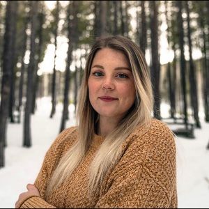 Meet your Posher, Lizzie